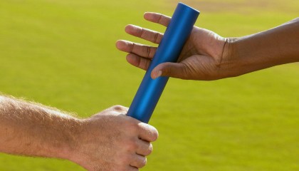 谷爱凌再创佳绩 自由式滑雪世界杯摘金