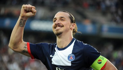 田径世锦赛惊天一战！23岁新星打破尘封15年世界纪录